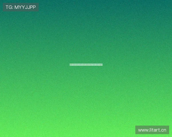 黑白视角下的足球世界体验与比赛精彩瞬间全景解析